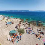 In With House Sea View Apartment Rabac